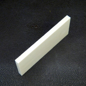 Kasein-Zuschnitt ca. 88 x 33 x 6mm
