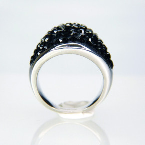 Edelstahlring mit schwarzen Steinen W 19,1