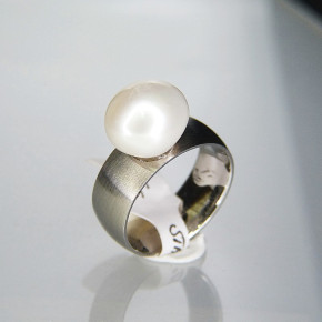 Edelstahlring mit Zuchtperle W 18,8