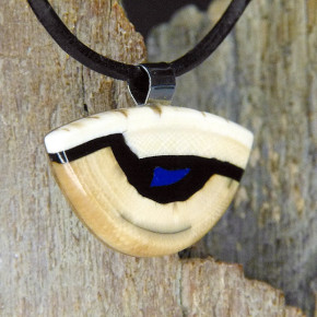 Queranhänger mit Lapislazuli