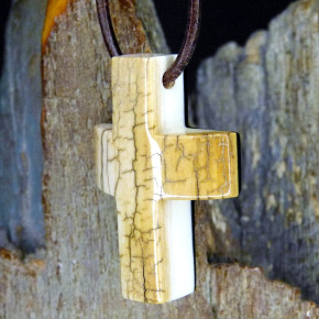 Mammut-Kreuz mit brauner Rinde