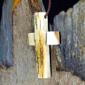 Mammut-Kreuz mit brauner Färbung