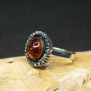 Silberring mit Bernstein W 18,8