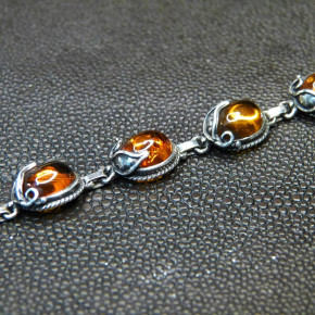 Silberarmband mit Bernstein