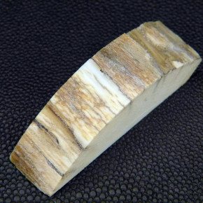 Mammut-Zuschnitt ca. 60x17,5x17mm