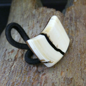Mammut-Haarschmuck mit Gummi