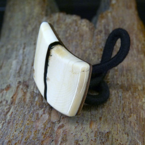 Mammut-Haarschmuck mit Gummi