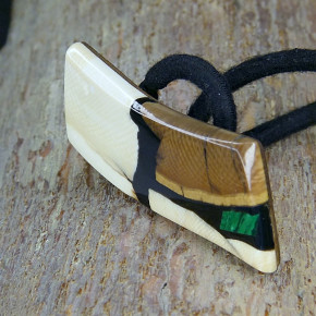 Mammut-Haarschmuck mit Gummi