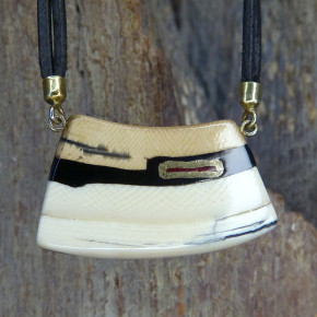 kleines Mammut-Collier mit Achat