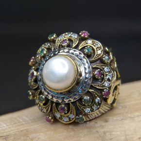 pompöser Silberring mit Perle, Smaragd und Rubin W19,1