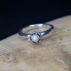 zarter Silberring mit Perle W16,6