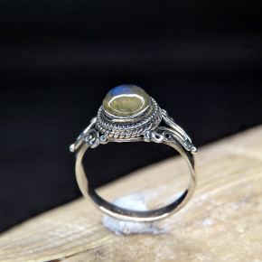 Silberring mit Labradorit Größe 51 (Ø ca. 16,3 mm) / Labradorit