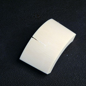 Bogensegment aus hellem Mammut ca. 64 x 35 x 9mm