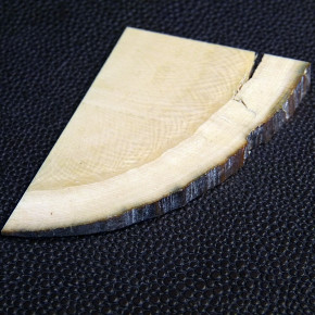 Keilscheibe aus Mammut ca. 55 x 40 x 7,3 - 1mm