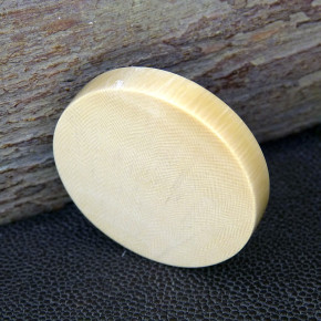 Carrom-Striker aus Mammutelfenbein